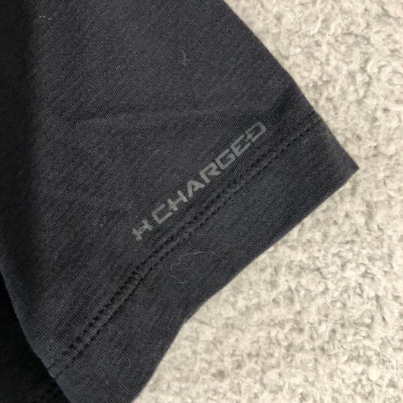 Under Armour Shirt‎ Mens Medium Heatgear Loose Athletic V-Neck Logo Outdoor Tee - Picture 8 of 10